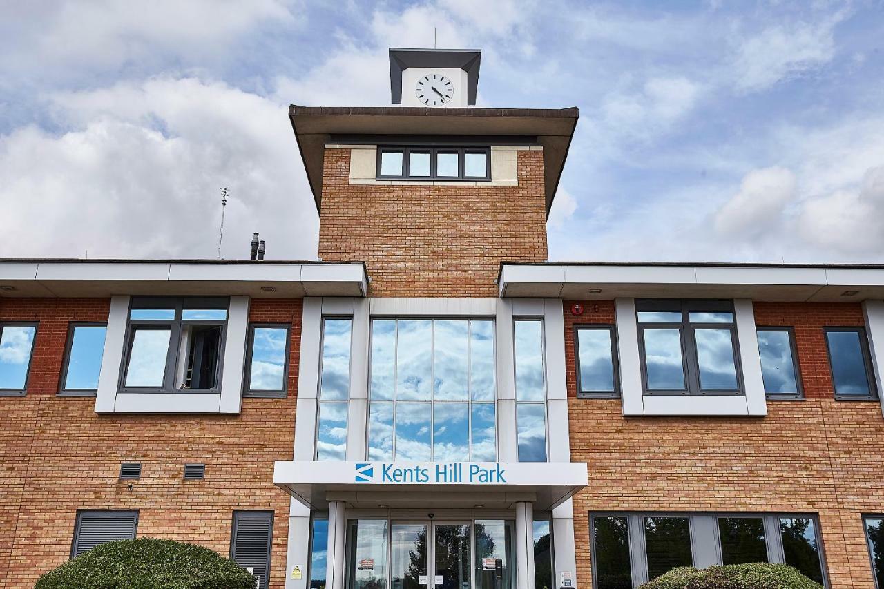 Готель Kents Hill Park Training & Conference Centre Мілтон-Кінз Екстер'єр фото